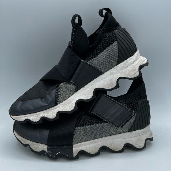 Sorel Kinetic Alpine Black Sneakers Size 7 - Picture 6 of 10